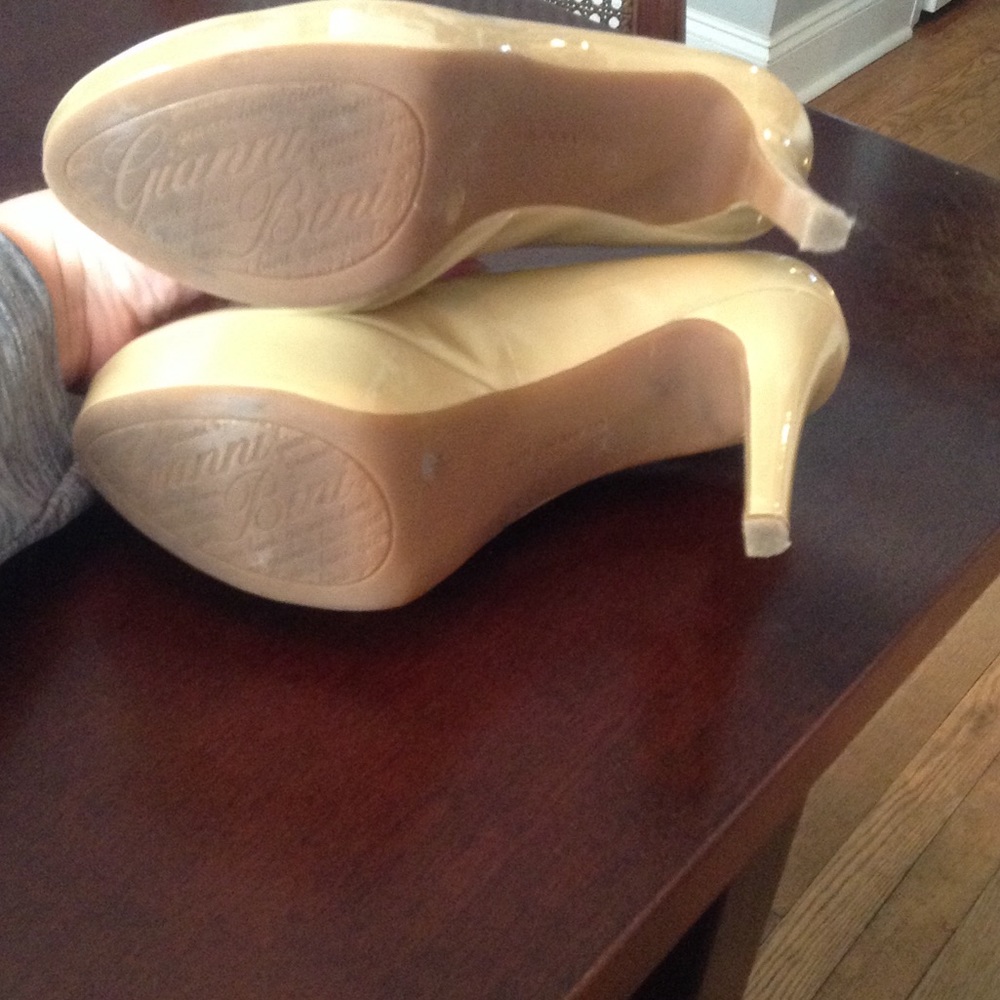 Nude Pumps - image 3